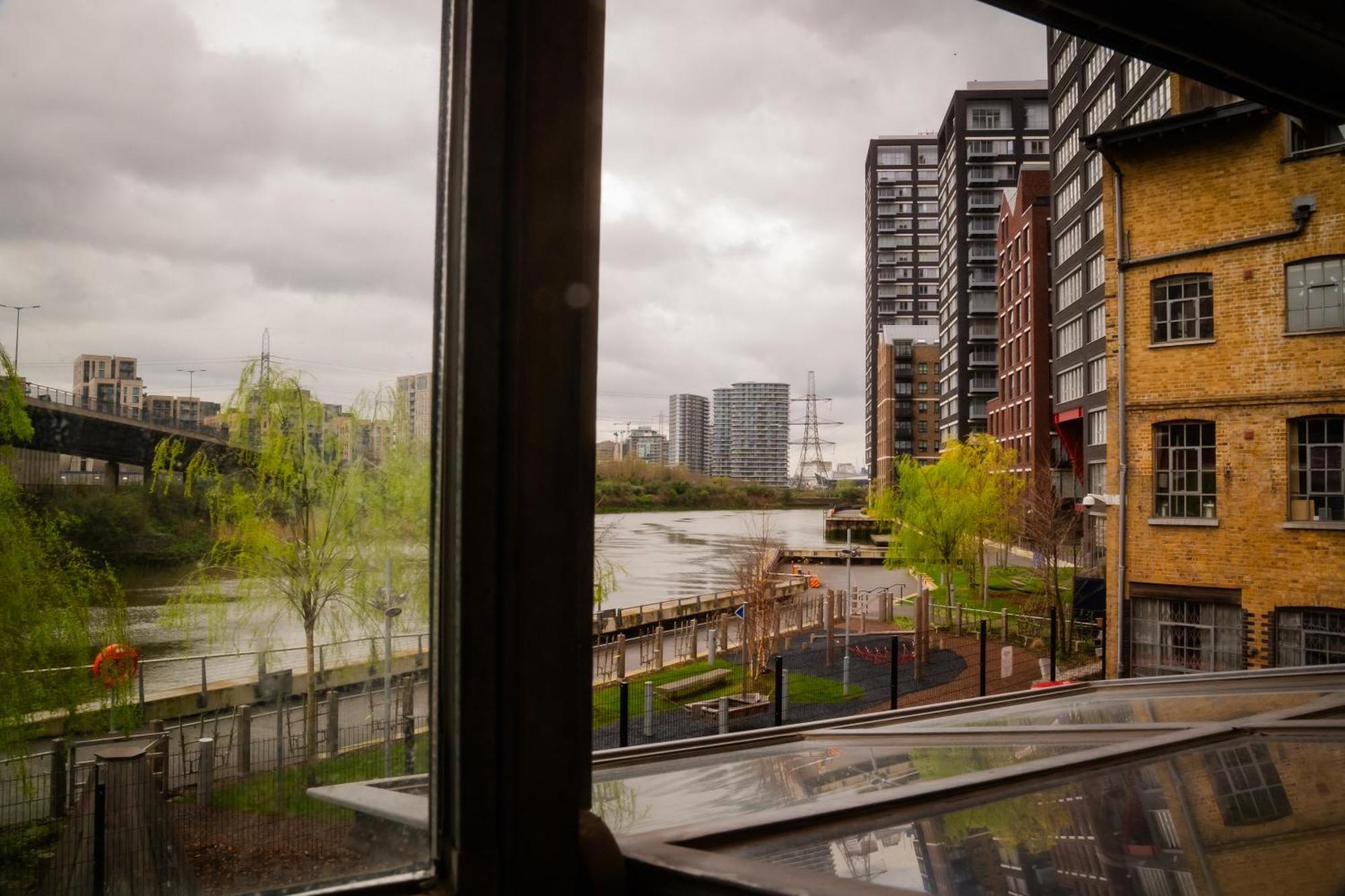 Loft Style Apartment Near O2, Abba Voyage, Excel London Exterior photo